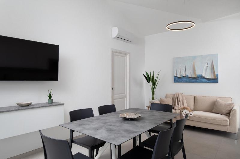 Charming Oasis a Budoni - Lussuoso Appartamento