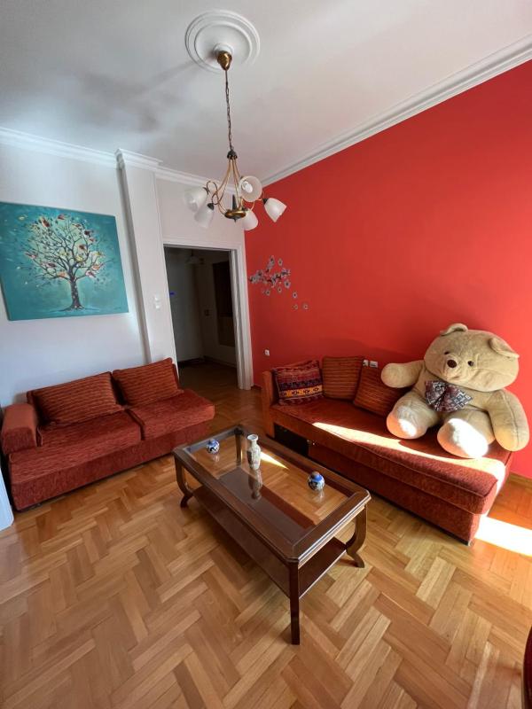 Цены на Authentic Athenian urban living experience в Афины