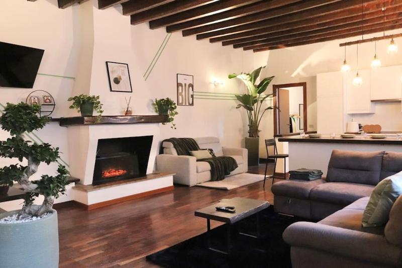 Цены на Ampia casa in Corso Buenos Aires, 6min dal Duomo в Милане