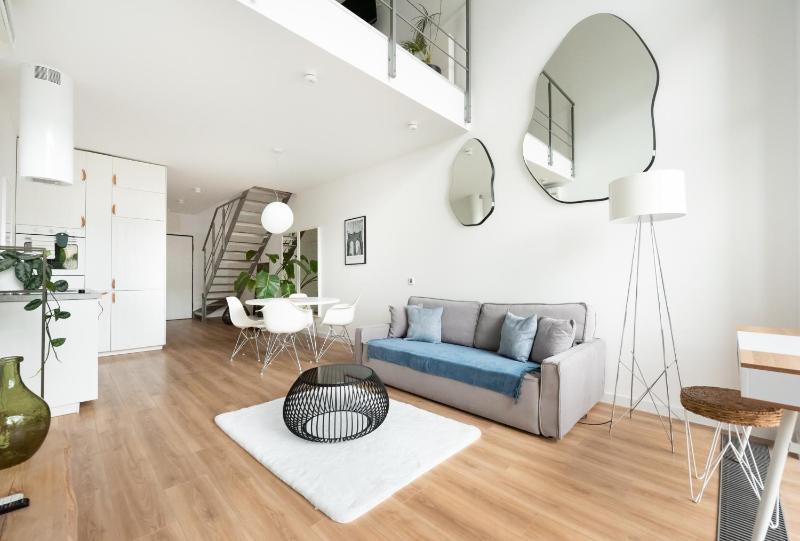 QBIK Deluxe Loft Apartment — отель с удобным расположением в Варшаве
