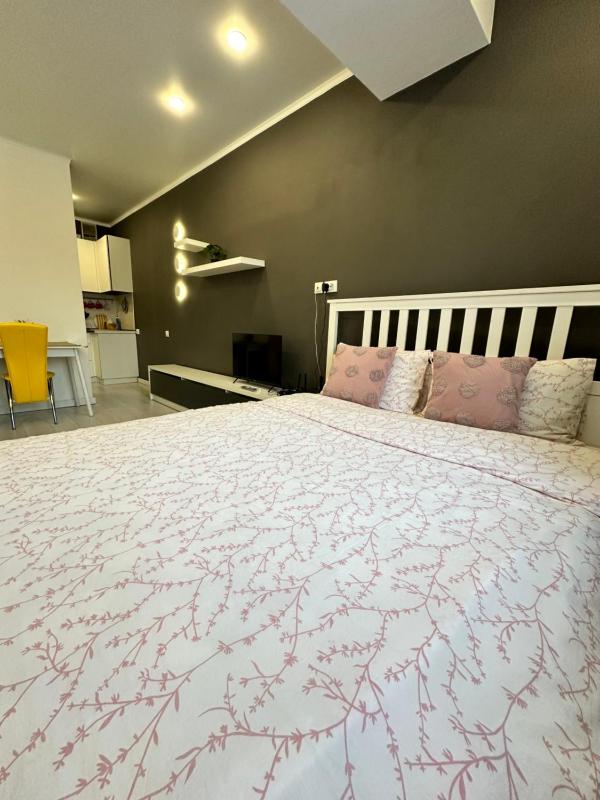 Modern Studio with IKEA Decor — отель с удобным расположением в Алматы