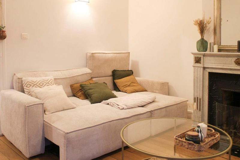 Цены на Spacious and practical apartment in Paris 18th в Париже