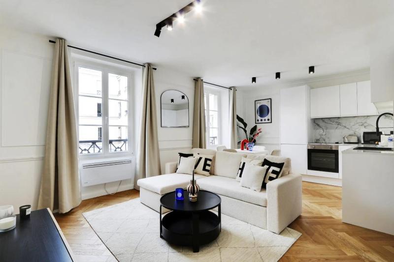 MARAIS - RIVOLI - Beautiful Flat 4P — отель в Париже, Франция