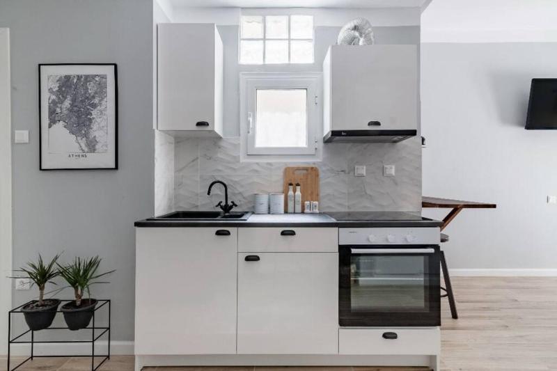 Minimal Athens Apartment — отзывы гостей и цены