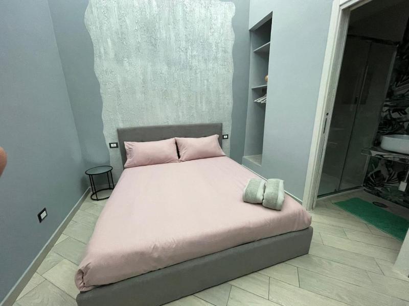 House Limatola — отель с удобствами в Неаполе