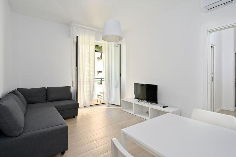 Duomo Apartment Metro Primaticcio — отель в Милане, Италия