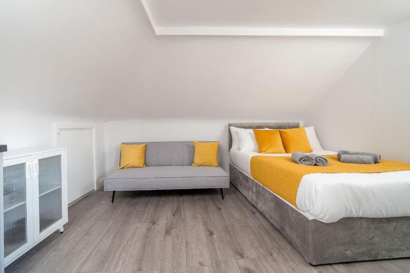 Cosy 4th Floor studio apartment in Brick Lane — отель с удобствами в Лондоне