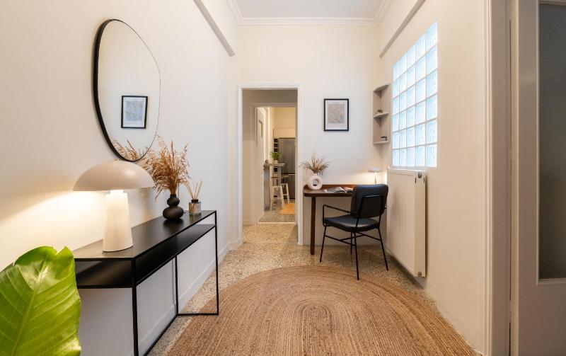 Цены на Terrazzo Athens Urban в Афины