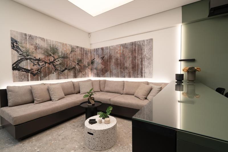 Kolonaki Vibes Modern Apartment — комфортный отель в Афины