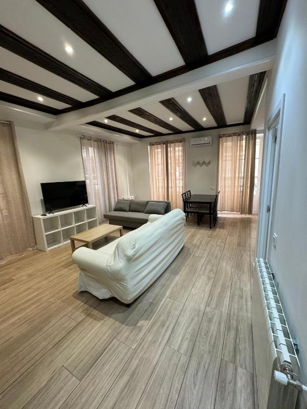 Calle Rajol / 1th FLOOR / MERCADO CENTRAL — отзывы гостей и цены
