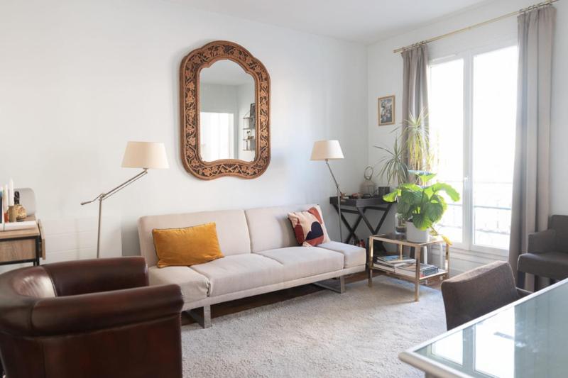 Renovated apartment - near Sacre-Coeur — отель с удобным расположением в Париже