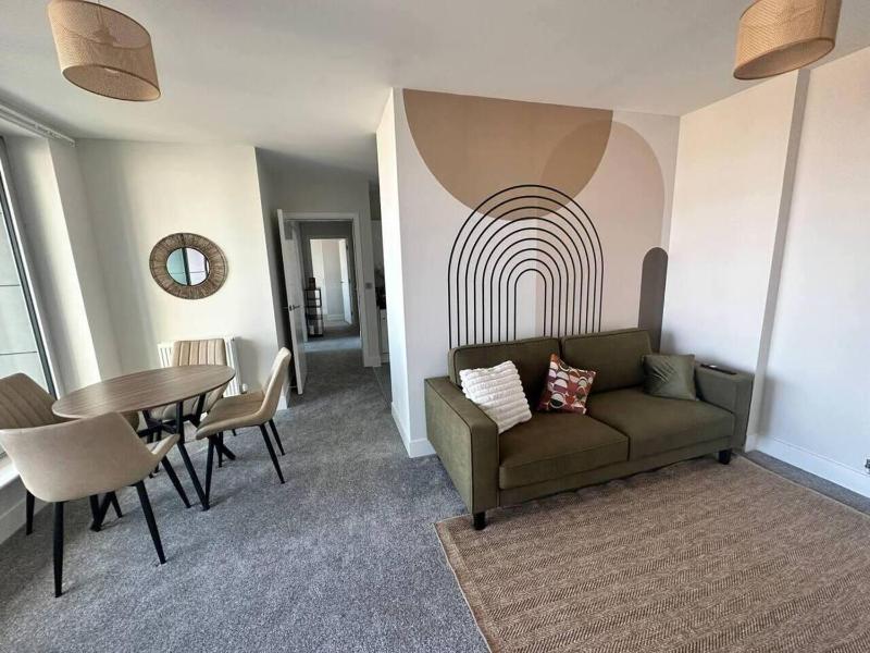Cosy Comfy 2 Bed Apartment Canary Wharf — отель в Лондоне, Соединенное Королевство