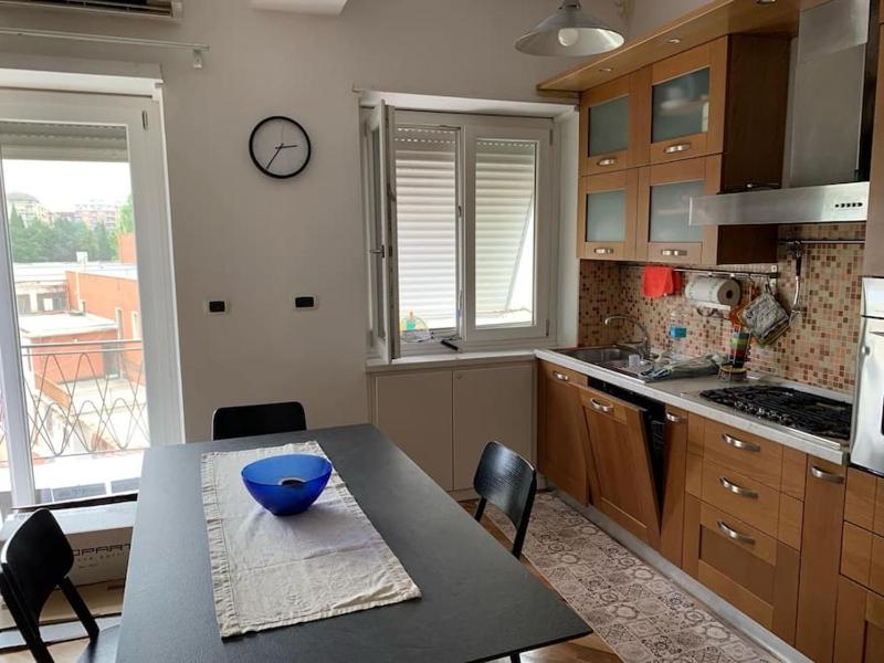 Holiday Home: Coli'n Cozy Apartment — забронировать отель в Риме