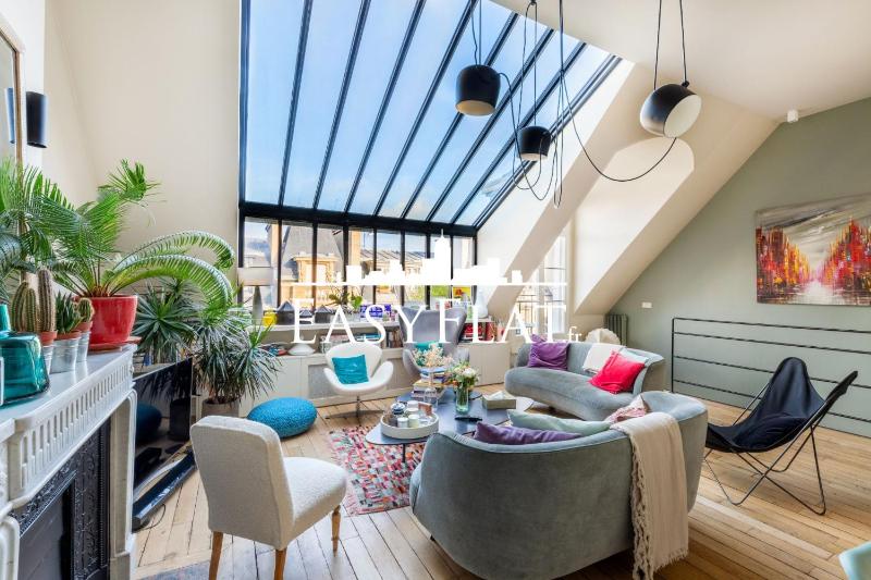 Beautiful duplex with terrace and Eiffel Tower view, Paris 16, by Easyflat — комфортный отель в Париже