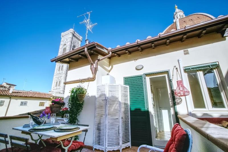 Dome View Home — комфортный отель в Флоренции