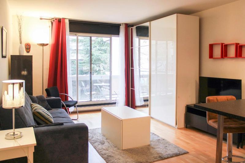 Beautiful 30 m near Montmartre — отель с удобным расположением в Париже