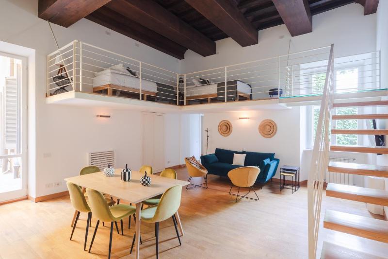 Elegant apartment with patio at Piazza Navona — забронировать отель в Риме