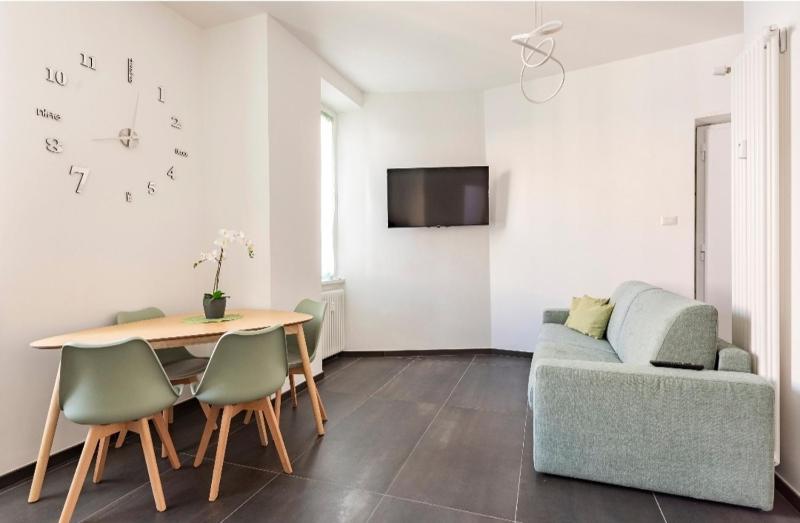 Azzurra Guest House Vaticano — отель в Риме, Италия