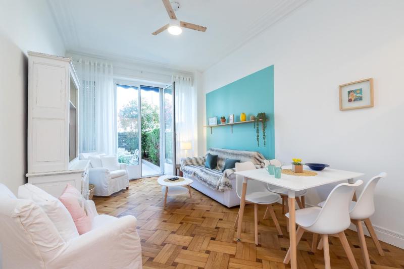 Цены на Promenade des Anglais 2 Bdr Large Terrace в Николь