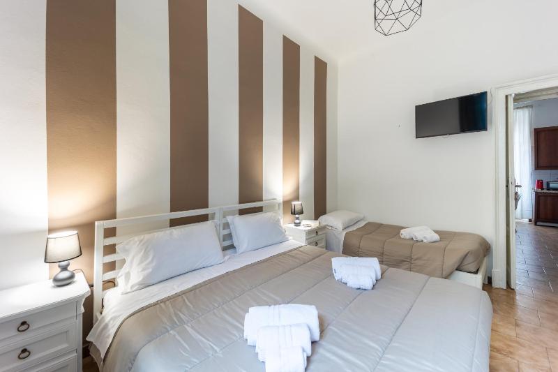 Elegant Apt near metro Porta Romana WIFI-NETFLIX — комфортный отель в Милане