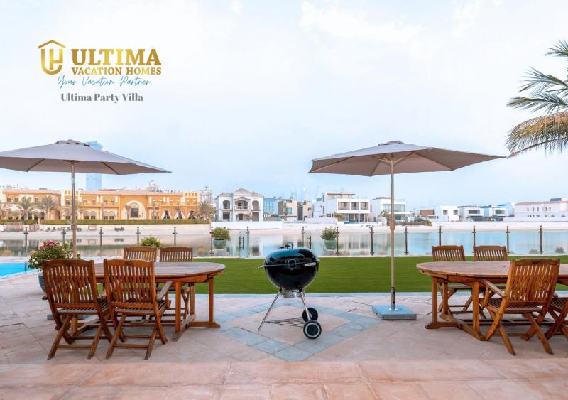 Signature Villa at Palm Jumeirah with Beachfront and Pool 6 BR — отель с удобным расположением в Дубае