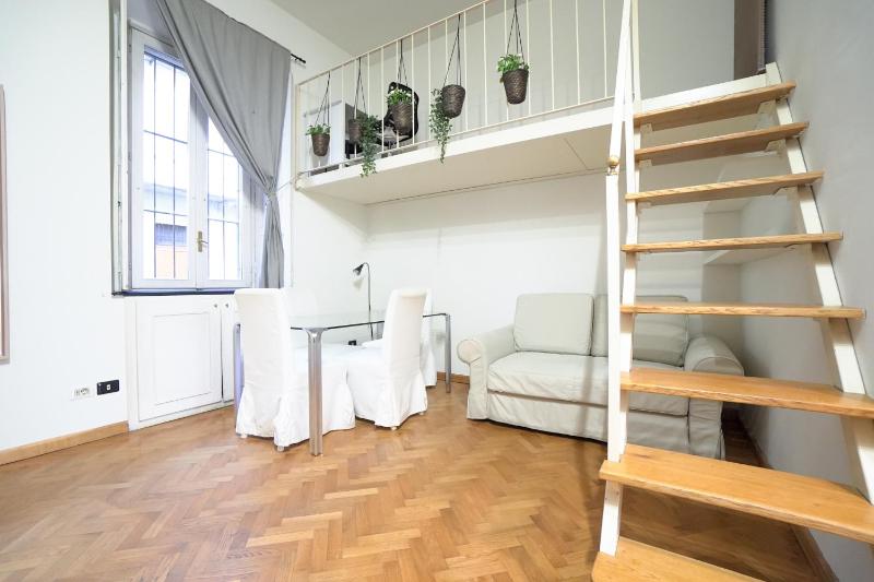 [Garibaldi Livings] Beautiful nest in the center of Milano — отель с удобным расположением в Милане