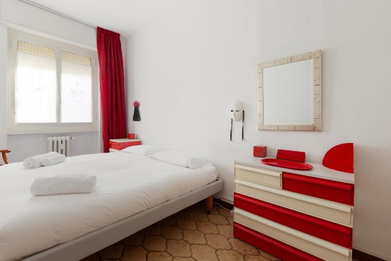 Milan-Linate apartment with balcony — комфортный отель в Милане