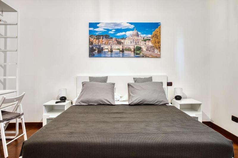 Saint Paul apartment - ROMA3 — отель в Риме, Италия