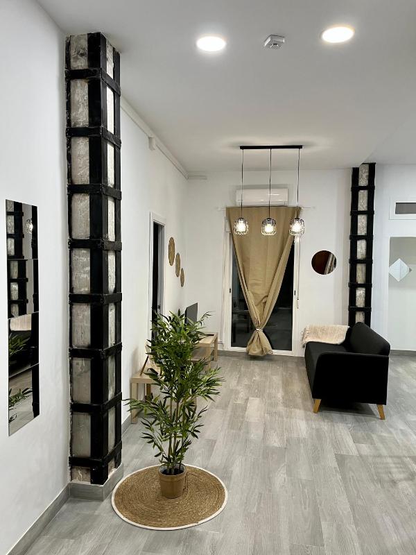 Nice To Sea You Apartment — отель с удобствами в Валенсии