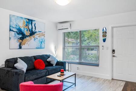 Huge 1 bed newly renovated free parking — отзывы гостей и цены