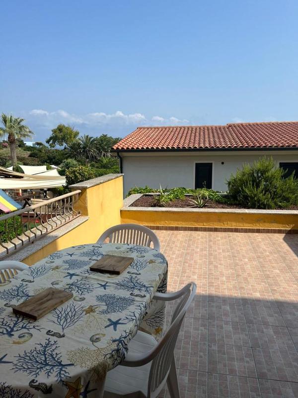 Immobile Rena Bianca: Moderno Appartamento Vista Mare