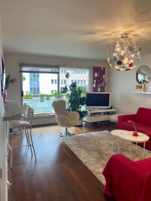 La Vie en Rose-Montparnasse — отель в Париже, Франция