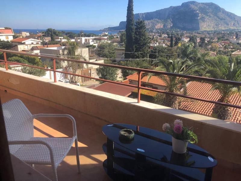 Mondello/Villa — отель с удобствами в Палермо