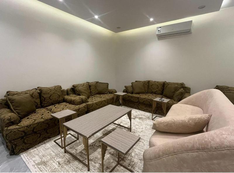 Shalyh mkhdwm bmdkhl khas — комфортный отель в Рияде