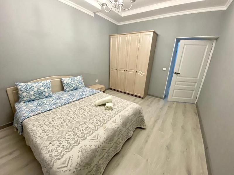 Dvuhkomnatnye apartamenty ZK Sahristan 340 — комфортный отель в Алматы