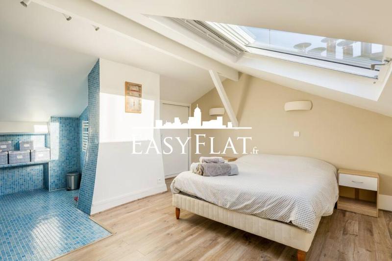 Lovely duplex under parisian roofs, near Arc de Triomphe, by Easyflat — комфортный отель в Париже