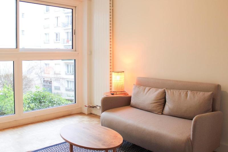 Renovated studio - near Place de la Nation — отель в Париже, Франция