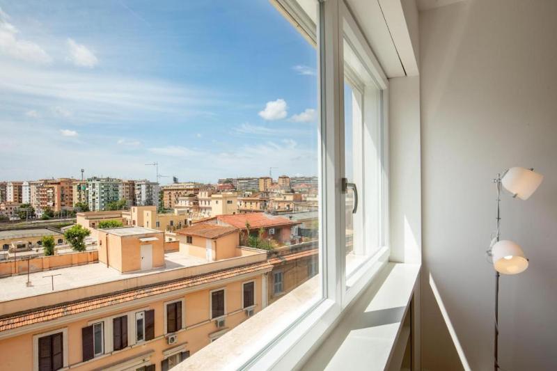Lungotevere luxury apartment — отель с удобным расположением в Риме