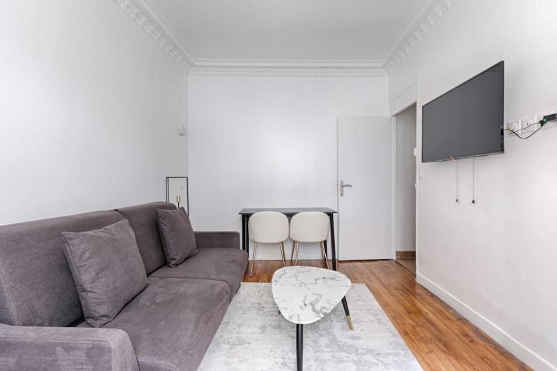 Цены на Montmartre/Natier : Cosy Studio 2P в Париже
