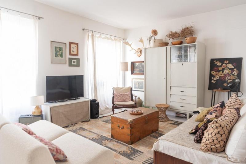 Bright apartment - near Marche Belleville — комфортный отель в Париже