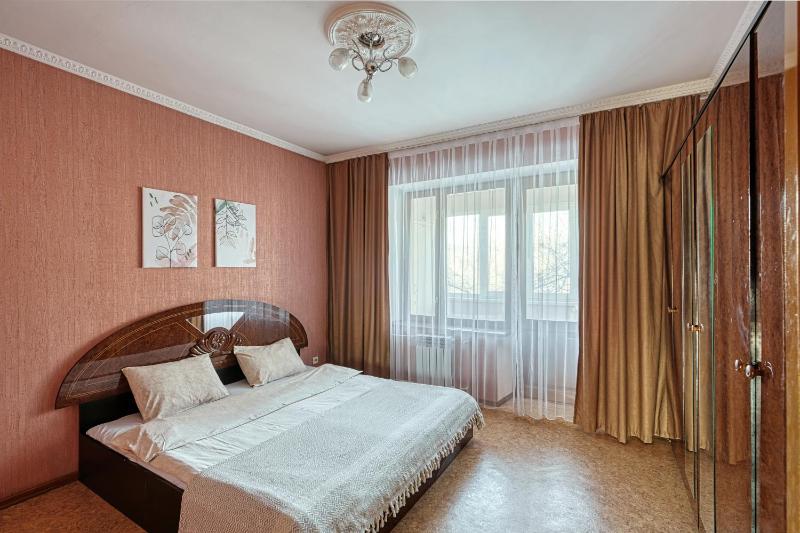 402 Apartamenty v vozle Central'nogo parka — отель с удобствами в Алматы