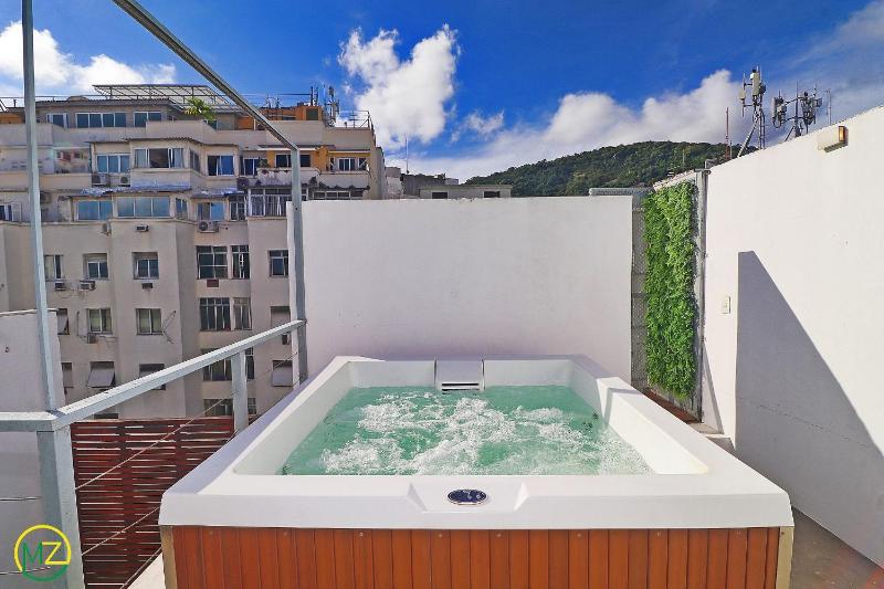 Linda cobertura c/ jacuzzi e BBQ em Ipanema — отель в Рио, Бразилия