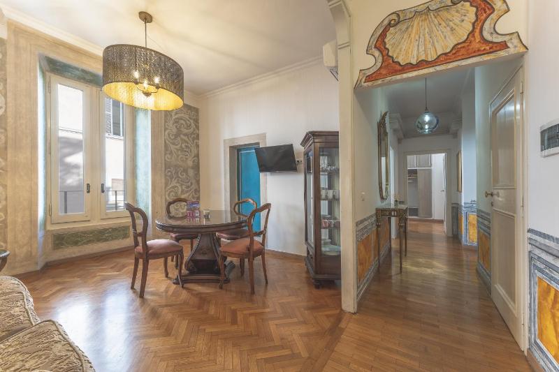 Цены на Palazzo Pamphili Apartment в Риме
