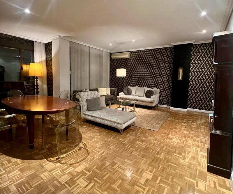 Sor Angela Apartment — отель с удобным расположением в Мадриде
