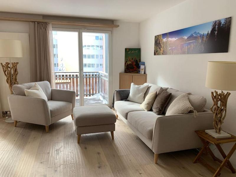 Цены на Sonniges und stylishes Bijou in St. Moritz Bad в Санкт-Морице