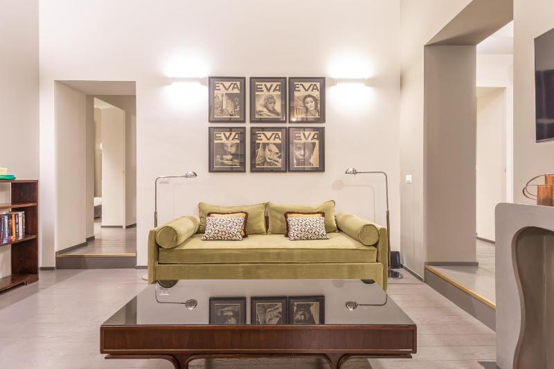 Spanish Steps DeLuxe Apartment — забронировать отель в Риме