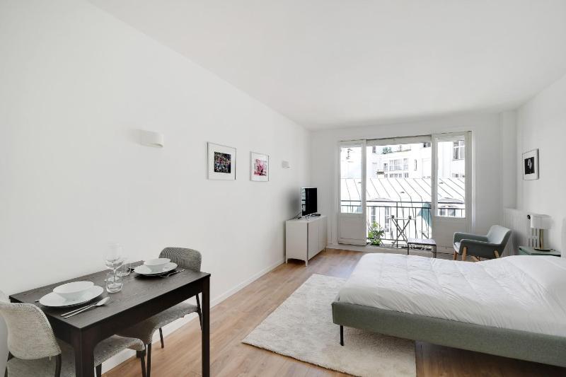 Bright Studio for 2 near Avenue Foch — отзывы гостей и цены