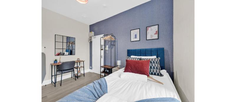 Blue Harmony: A Cozy Studio Retreat — комфортный отель в Лондоне