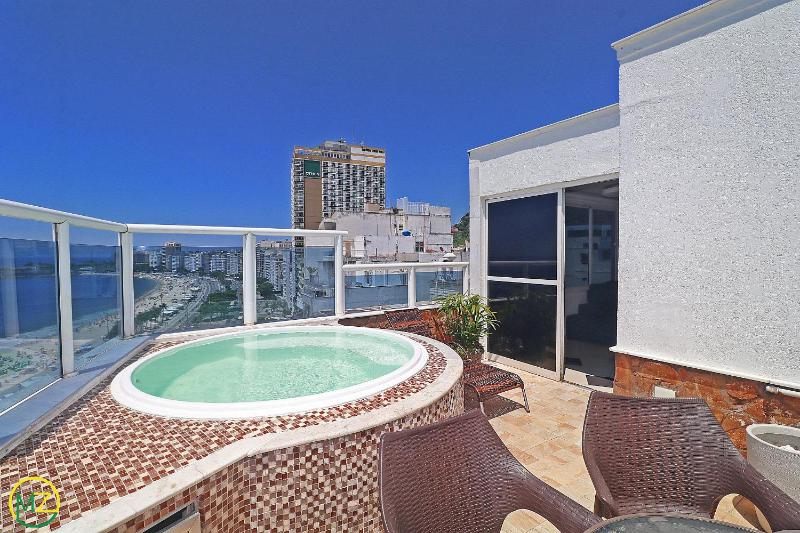 Incrivel cobertura c/ jacuzzi & vista frontal mar — отель в Рио, Бразилия