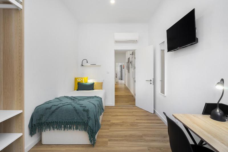 WHome Smart Living Hub, Designer Spaces for Digital Nomads & Remote Workers — отель в Лиссабоне, Португалия